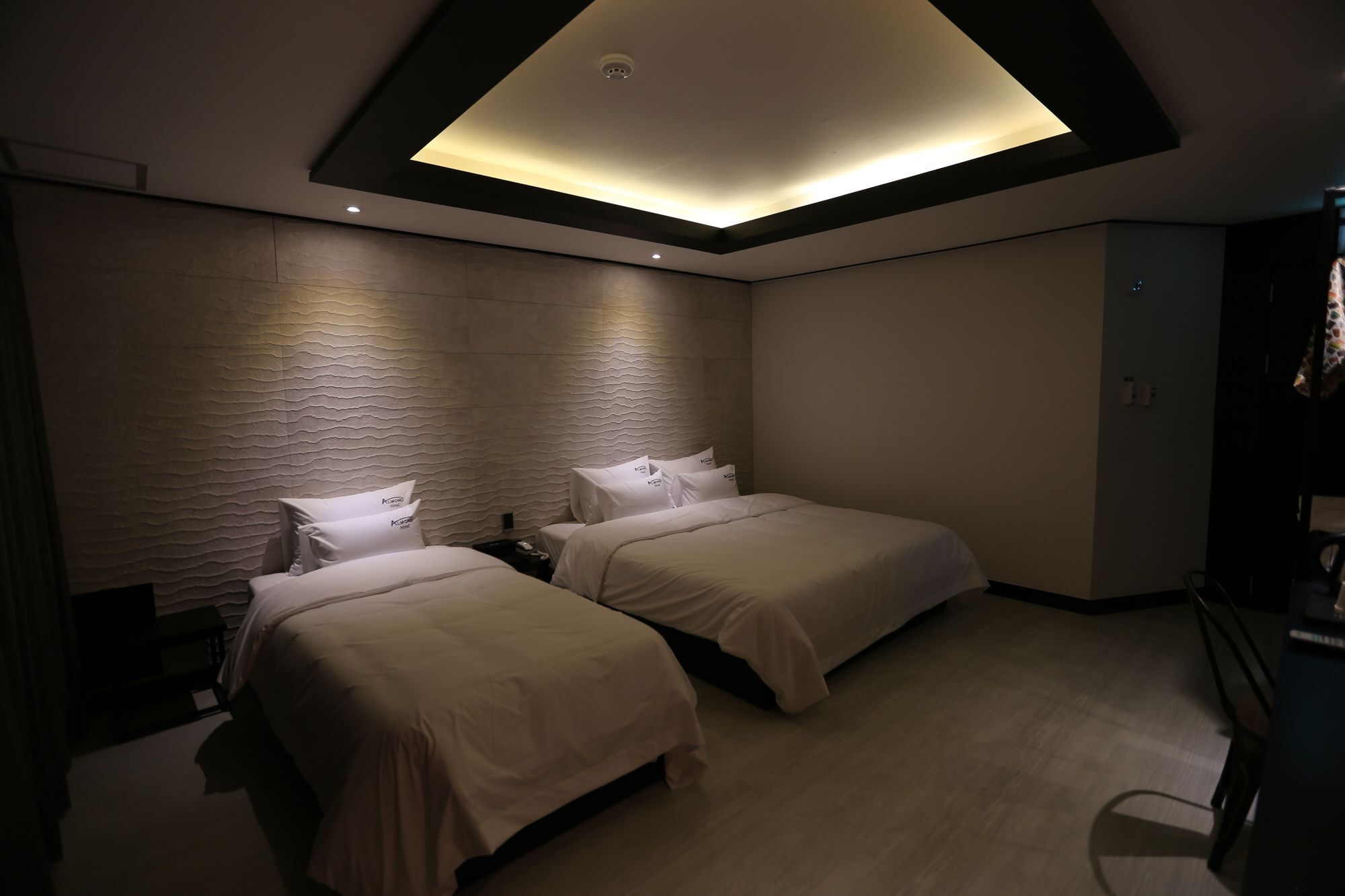 Almond Hotel Gupo Station Busan Exterior foto