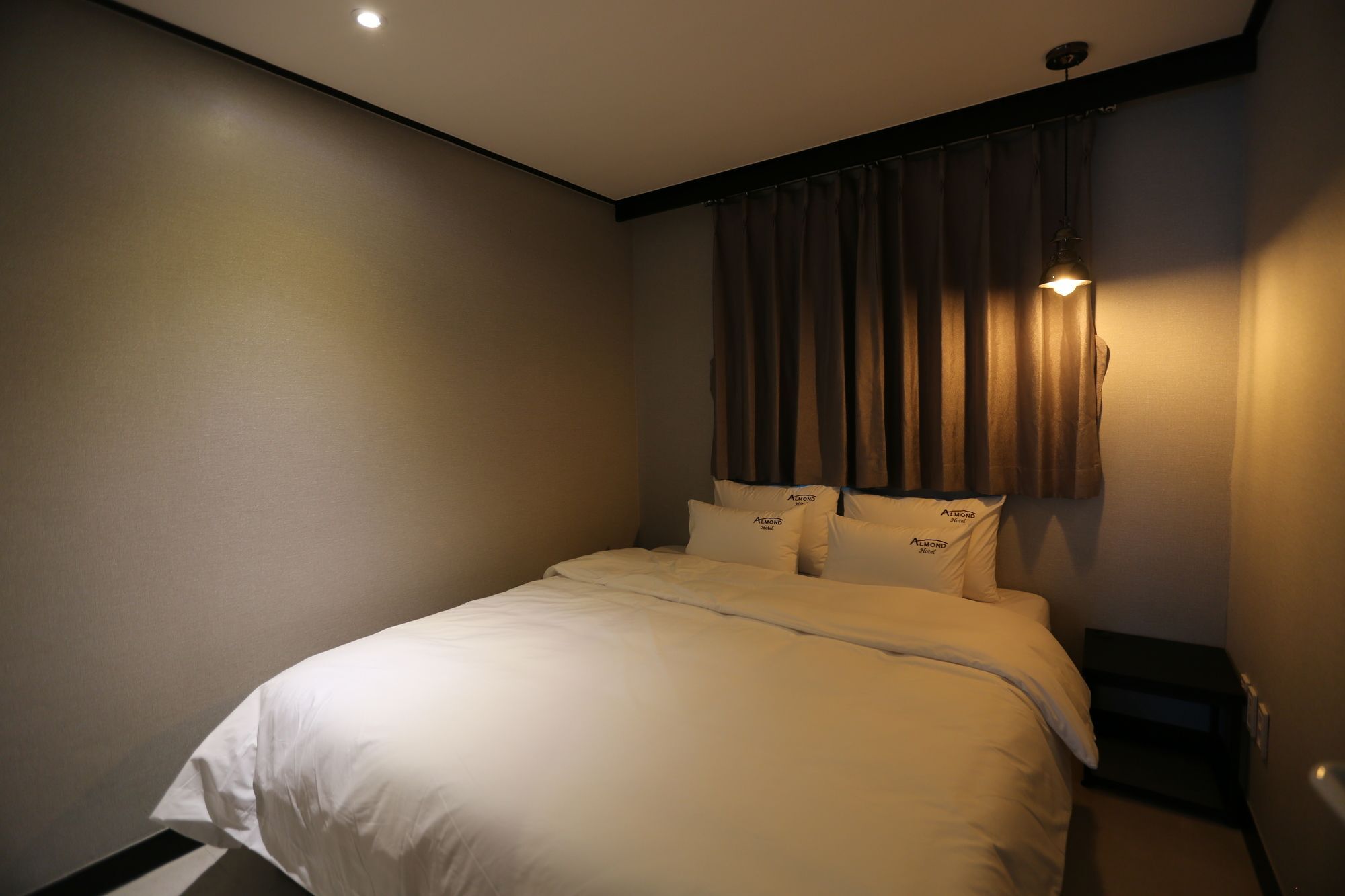 Almond Hotel Gupo Station Busan Exterior foto